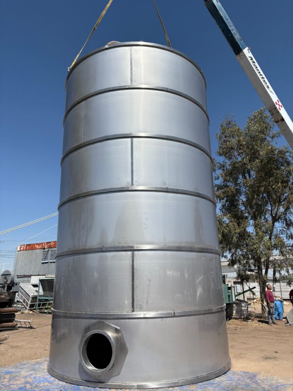 TANQUE DE ACERO INOXIDABLE CAPACIDAD 100,000 LITROS