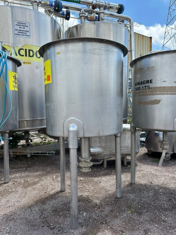 TANQUE DE ACERO INOXIDABLE CON CAPACIDAD DE 160 LITROS - Imagen 2