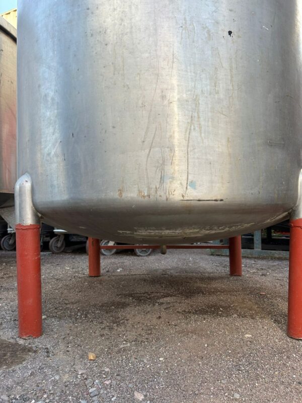 TANQUE EN ACERO INOXIDABLE CAPACIDAD  DE 2,500 LITROS - Imagen 3