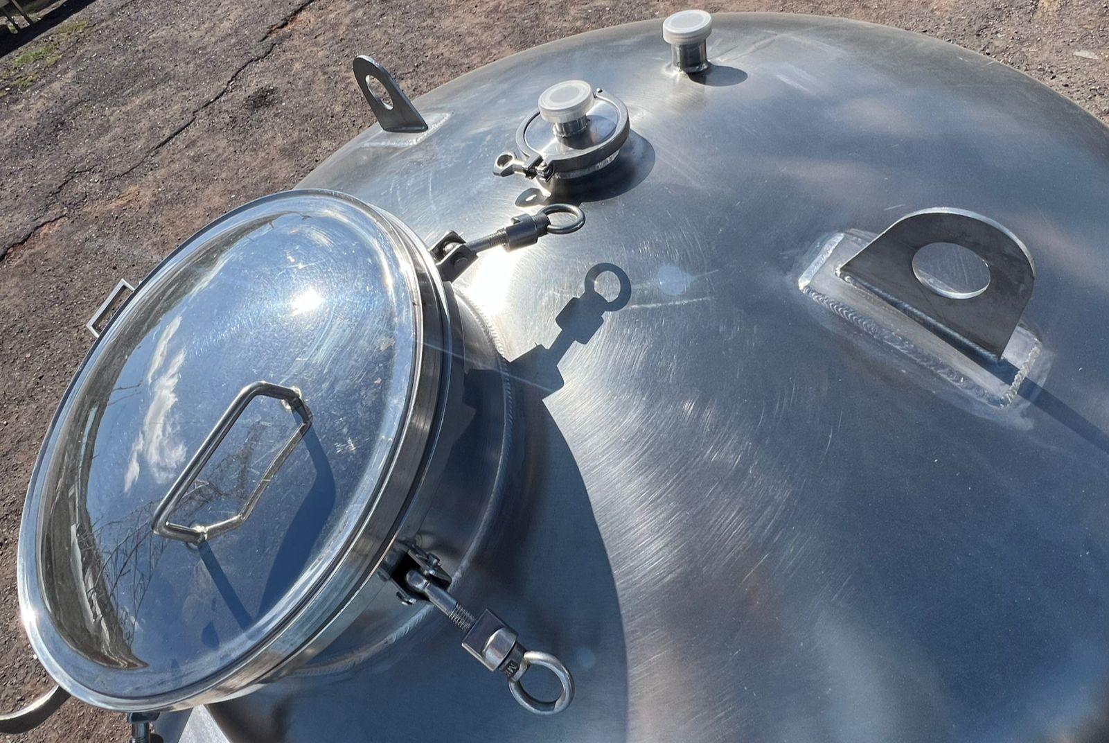 TANQUE EN ACERO INOXIDABLE ENCHAQUETADO CON CAPACIDAD DE 1,200 LITROS - Imagen 6