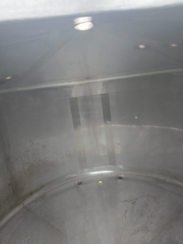 TANQUE TERMICO SANITARIO DE ACERO INOXIDABLE - Imagen 5