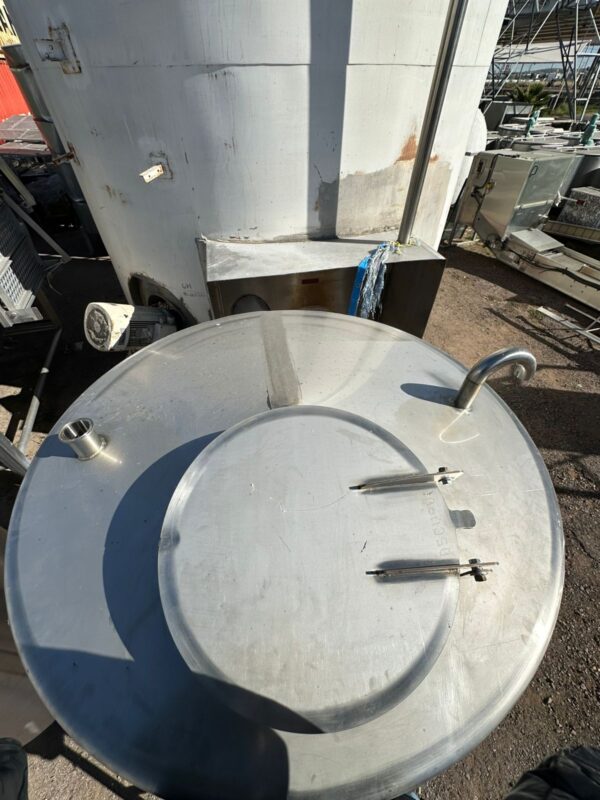 TANQUE NUEVO EN ACERO INOXIDABLE TIPO 304 CON CAPACIDAD DE 1,000 LITROS - Imagen 9