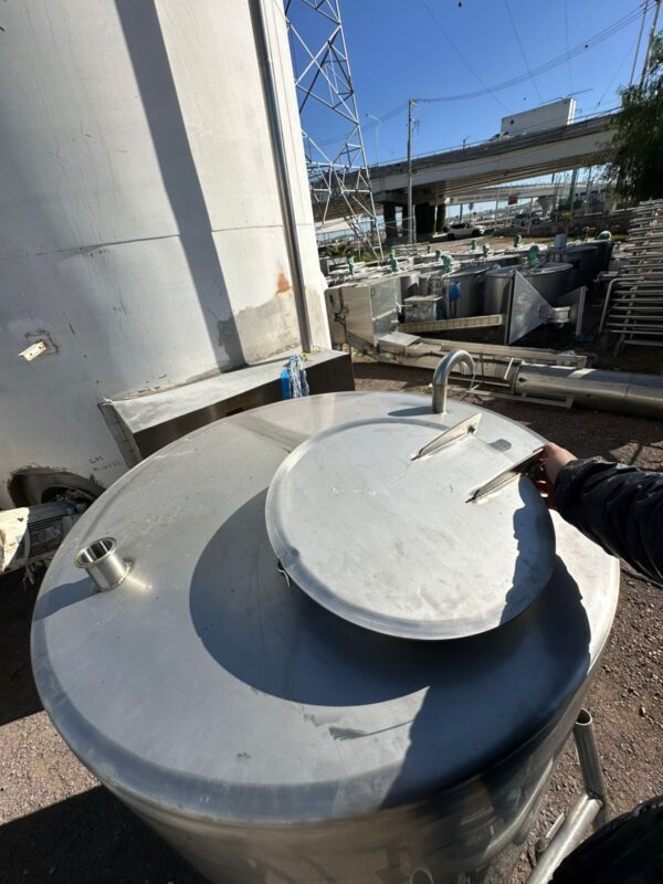 TANQUE NUEVO EN ACERO INOXIDABLE TIPO 304 CON CAPACIDAD DE 1,000 LITROS - Imagen 3