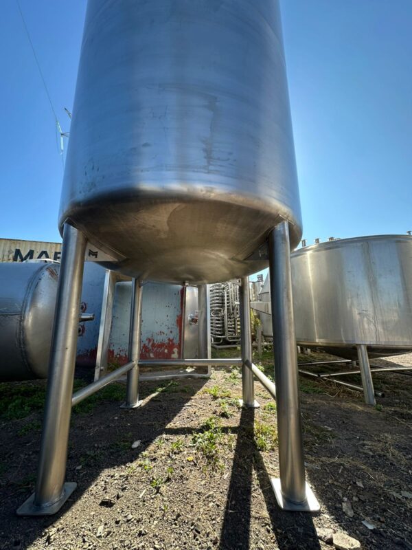 TANQUE NUEVO EN ACERO INOXIDABLE SANITARIO CON CAPACIDAD DE 6,500 LITROS - Imagen 2
