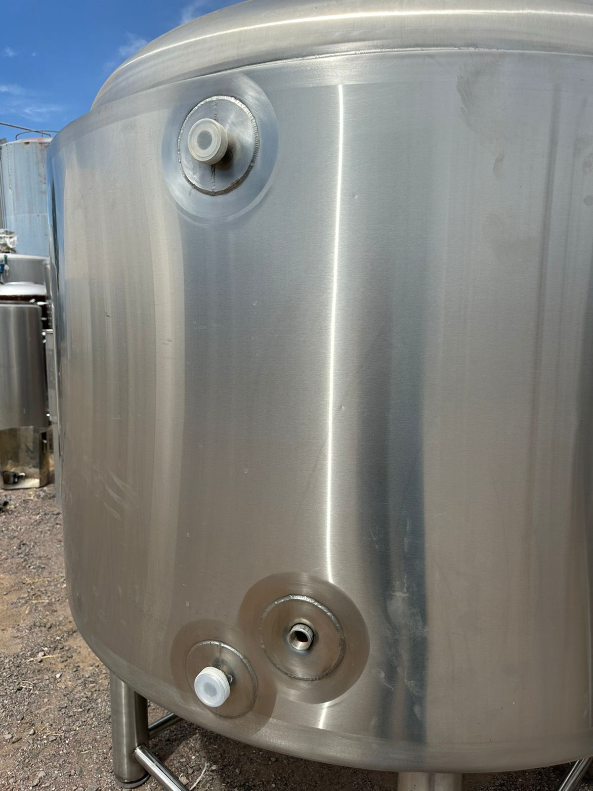 TANQUE DE ACERO INOXIDABLE CAPACIDAD 1,200 LITROS ENCHAQUETADO - Imagen 3