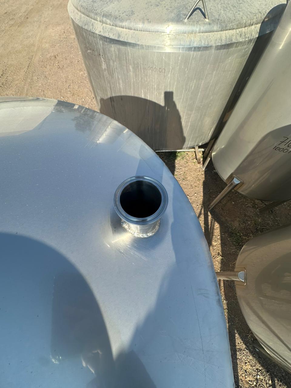 TANQUE EN ACERO INOXIDABLE CON CAPACIDAD DE 1,000 LITROS - Imagen 9