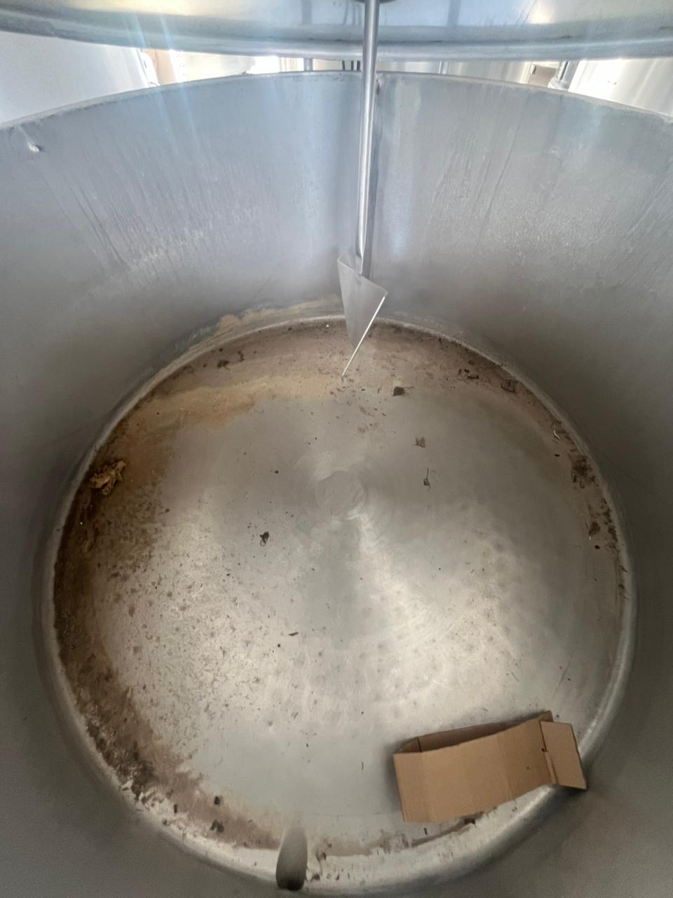 TANQUE DE ACERO INOXIDABLE CON CAPACIDAD DE 1,000 LITROS - Imagen 8